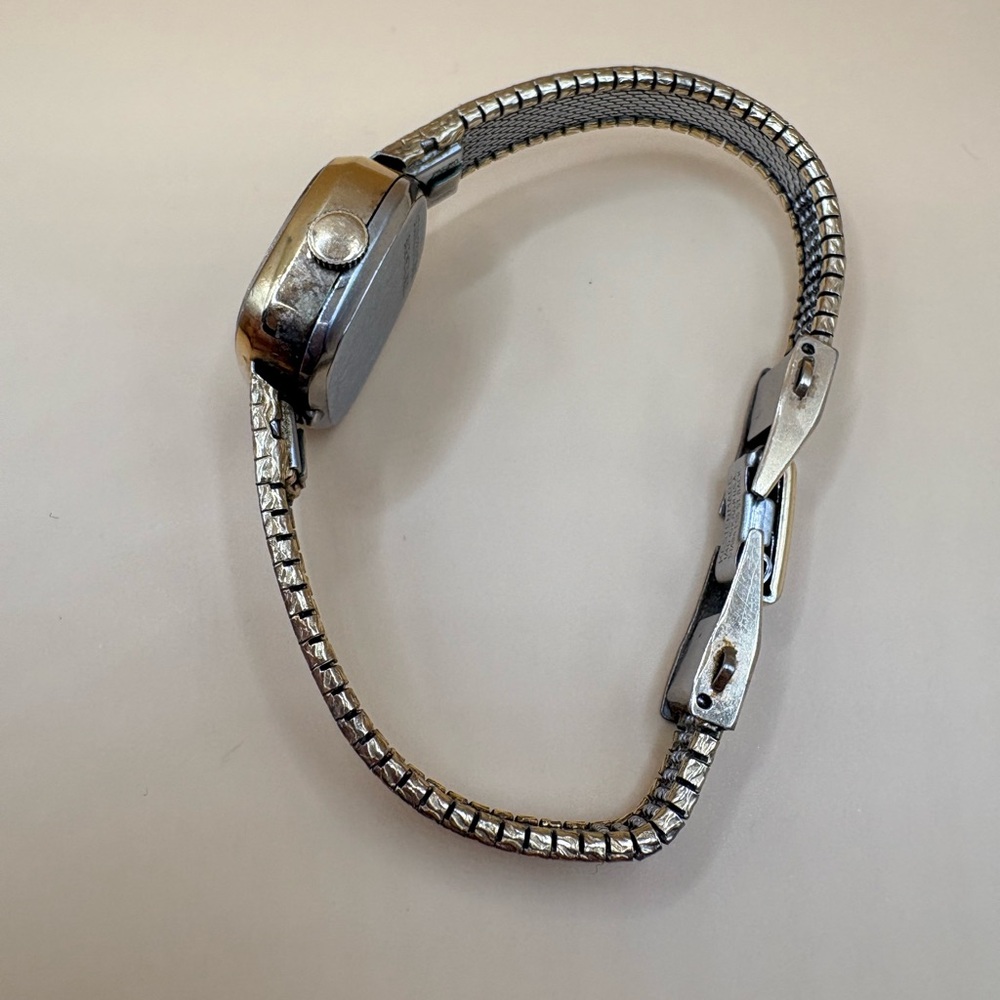 Wittnauer Ladies Watch - Picture 4 of 6